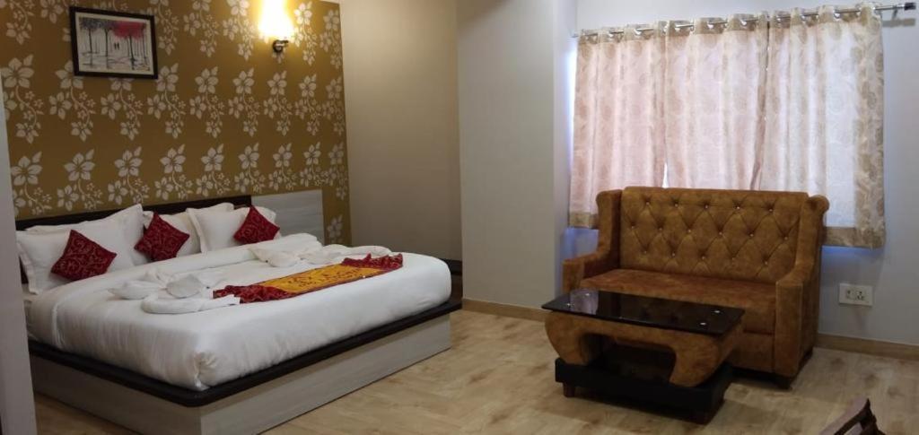 Hotel Kala Mandir Palace Биканер Экстерьер фото