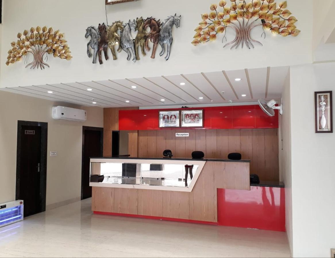 Hotel Kala Mandir Palace Биканер Экстерьер фото